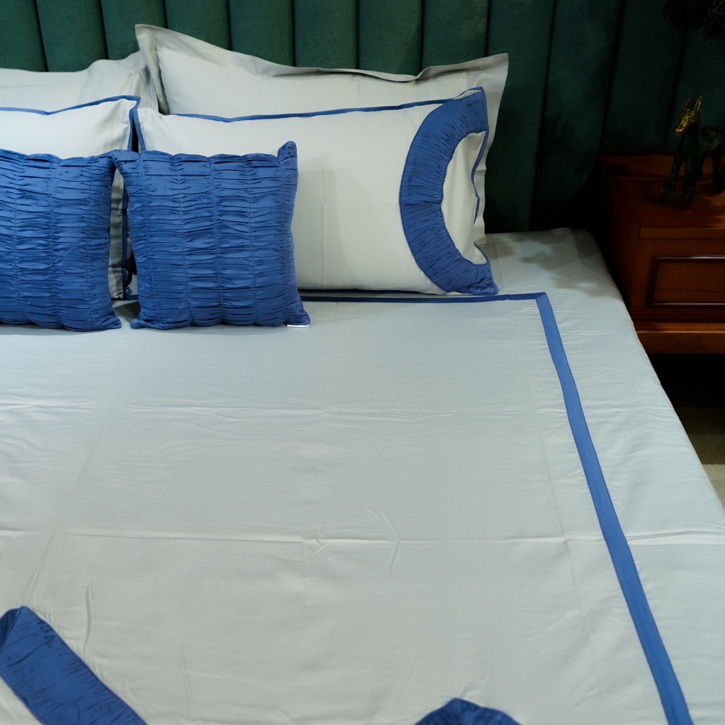 Silver Mist Teardrop Elegance 300 TC|500 TC Bed Set