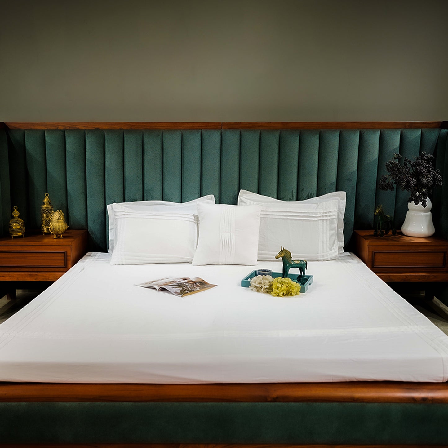 Pure Alabaster Classic Charm 300 TC|400 TC|500 TC Designer Bed Sheet