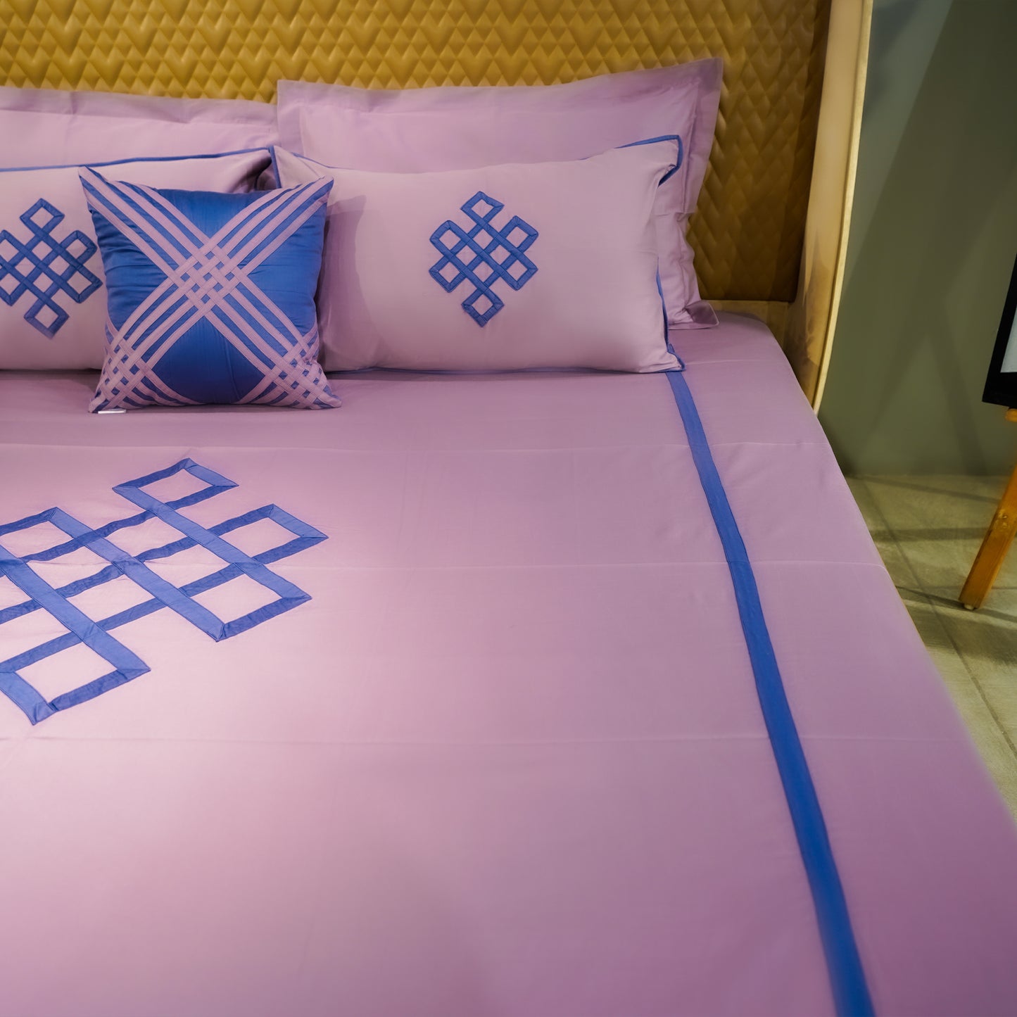 Misty Mauve Abstract Fusion 300 TC|500 TC Pillow Cover