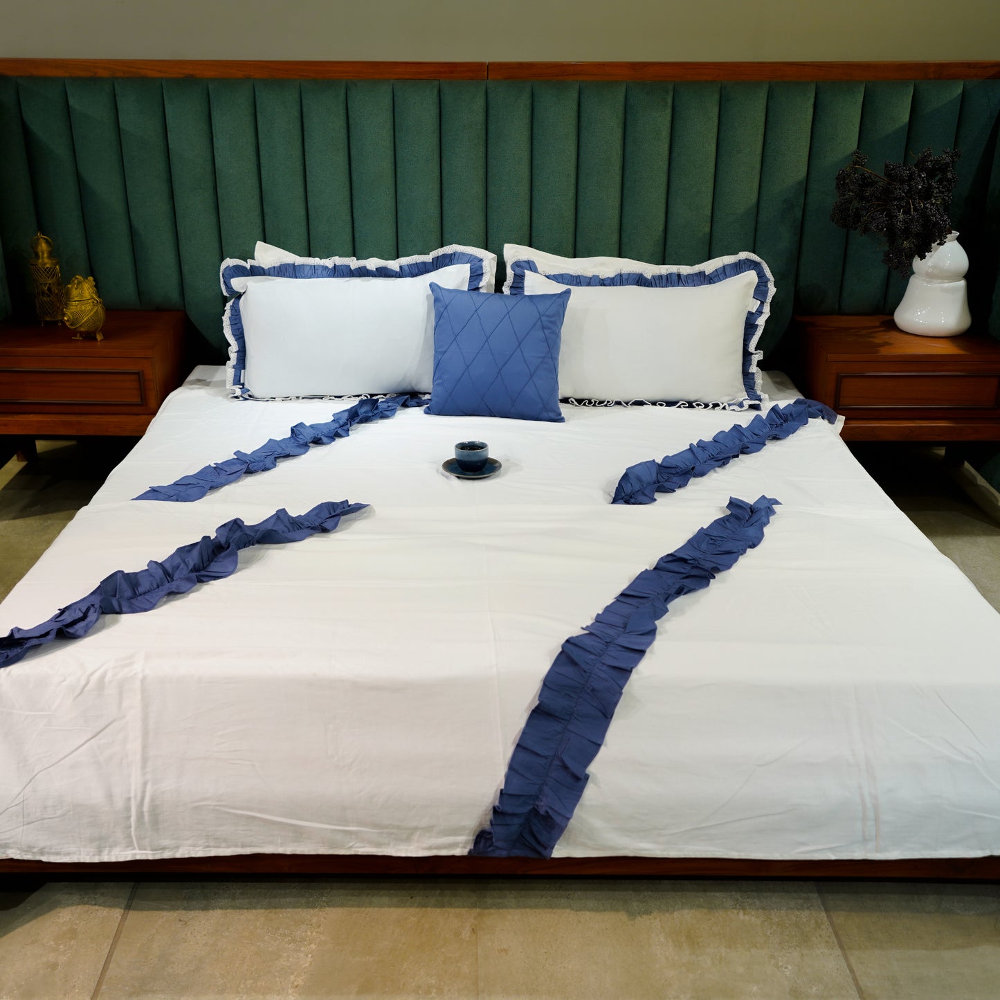 Enriched Frill Bed Cover