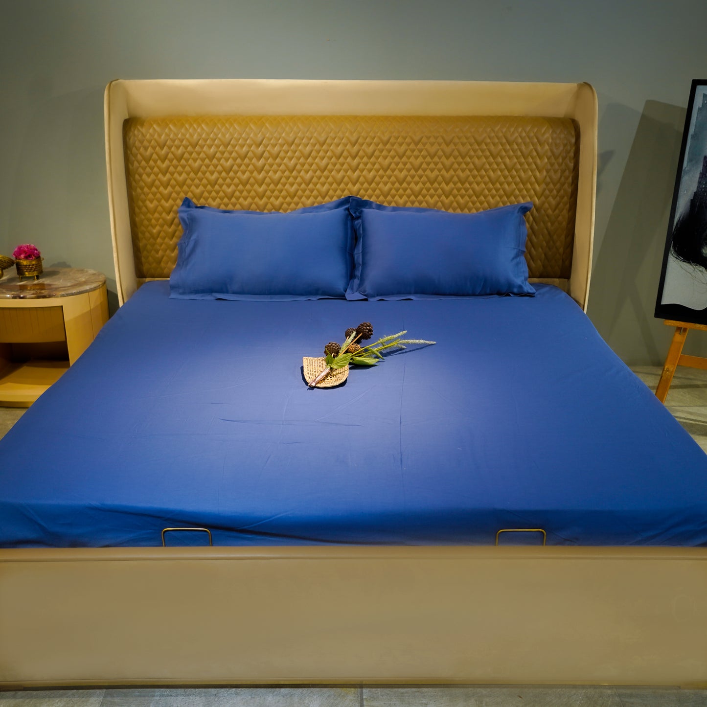 Blue pure cotton flat bed sheet for king/queen/single bed – breathable, soft, skin-friendly & fade-resistant bedding for Indian homes.