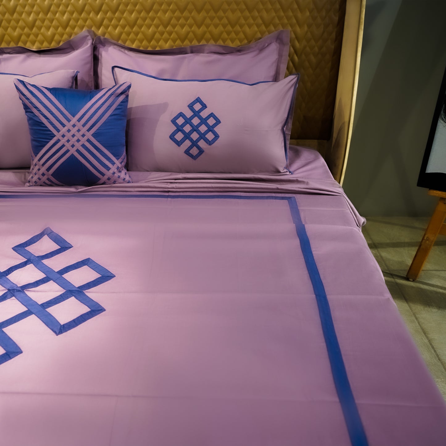 Misty Mauve Abstract Fusion 300 TC|500 TC Bed Set