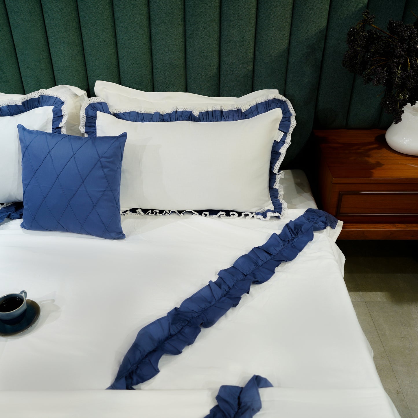 Enriched Frill Bed Cover