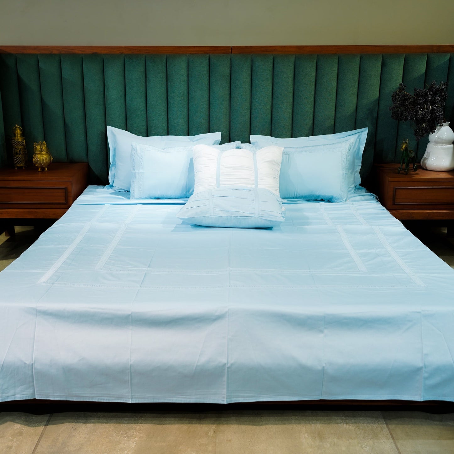 Azure Whisper Opulent Edge 300 TC|500 TC Cushion Cover Sets