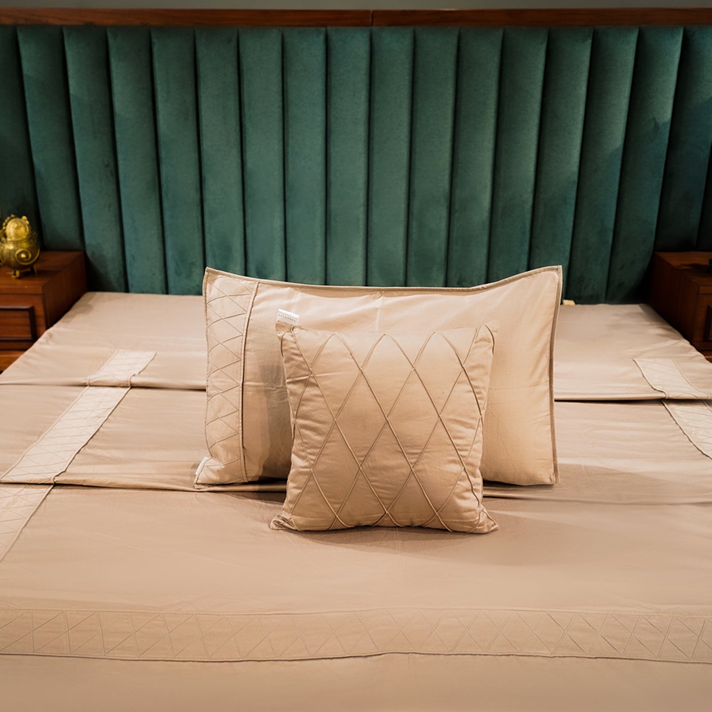 Mocha Bliss Diamond Simplicity 500 TC Bed Set