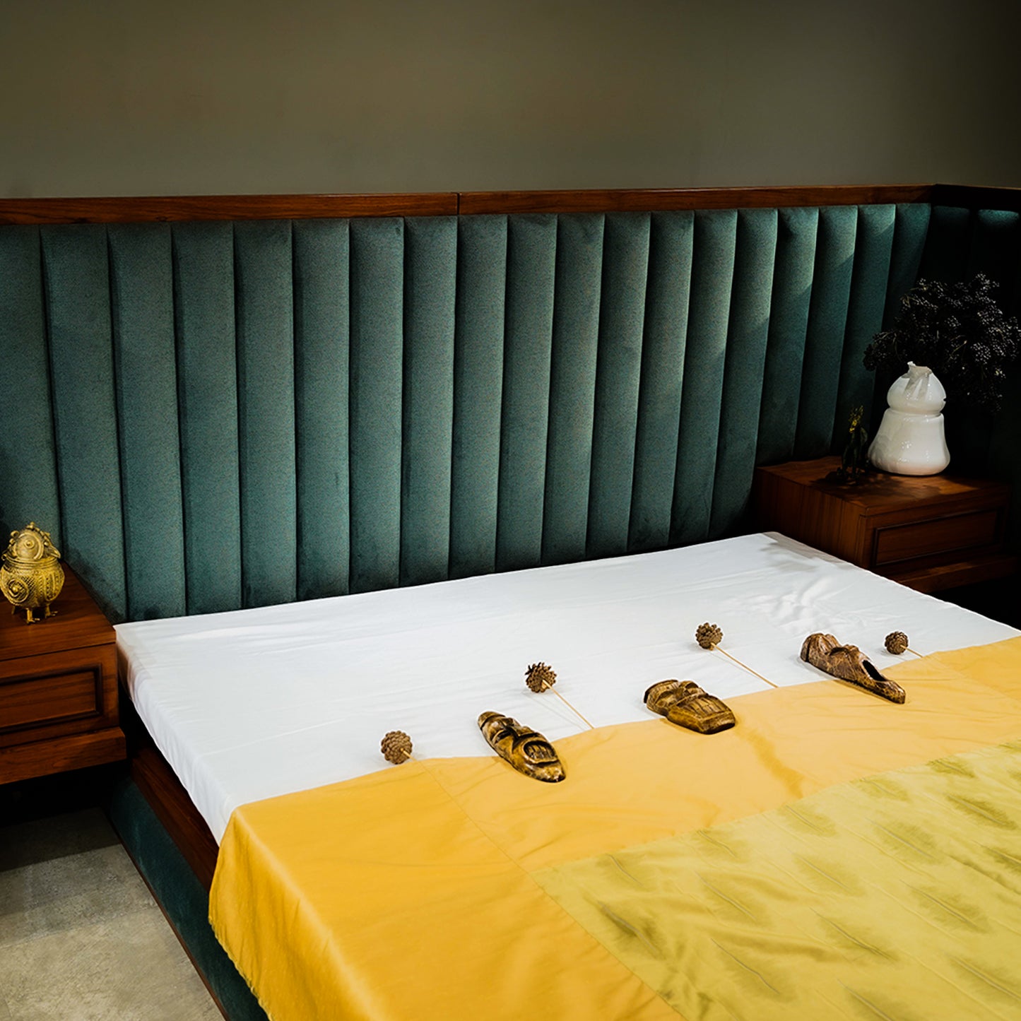 Golden Bed Throw