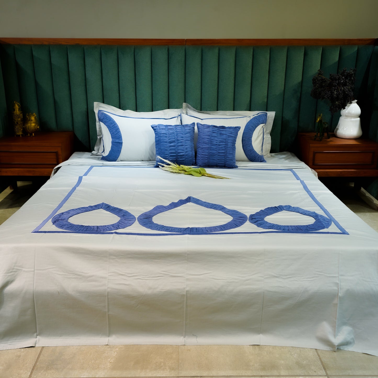 Silver Mist Teardrop Elegance 300 TC|500 TC Bed Set