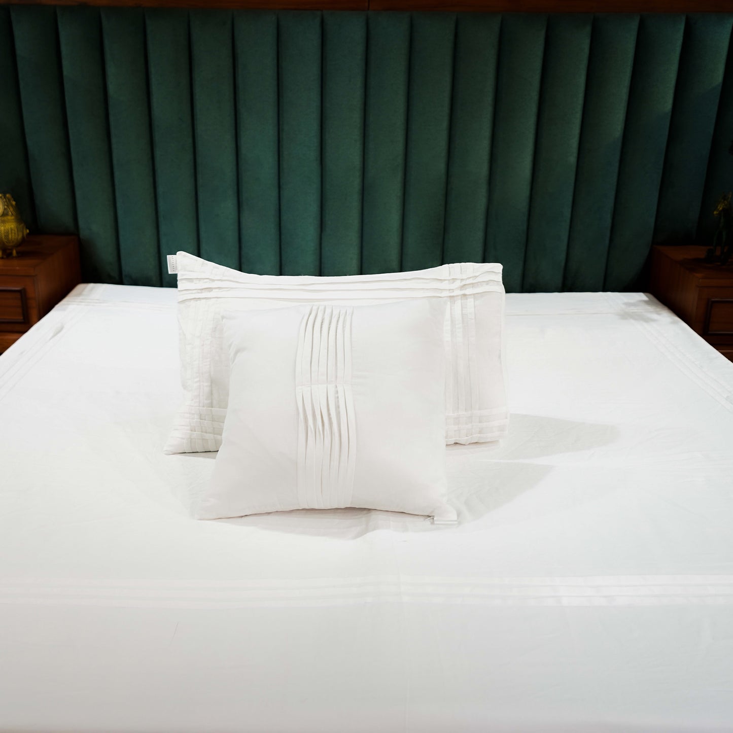 Pure Alabaster Classic Charm 300 TC|400 TC|500 TC Designer Bed Sheet