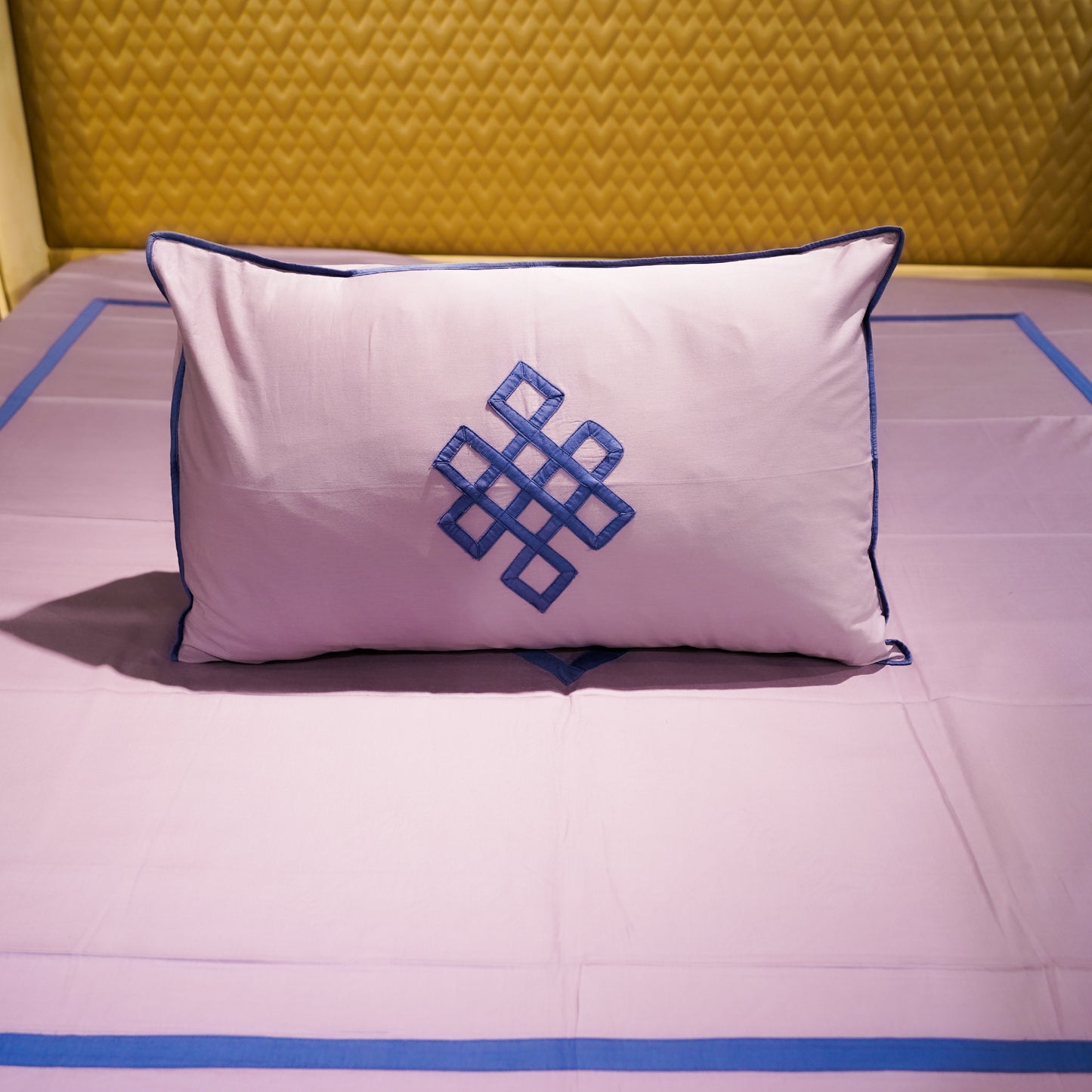 Pure Alabaster Abstract Fusion 300 TC|500 TC Pillow Cover