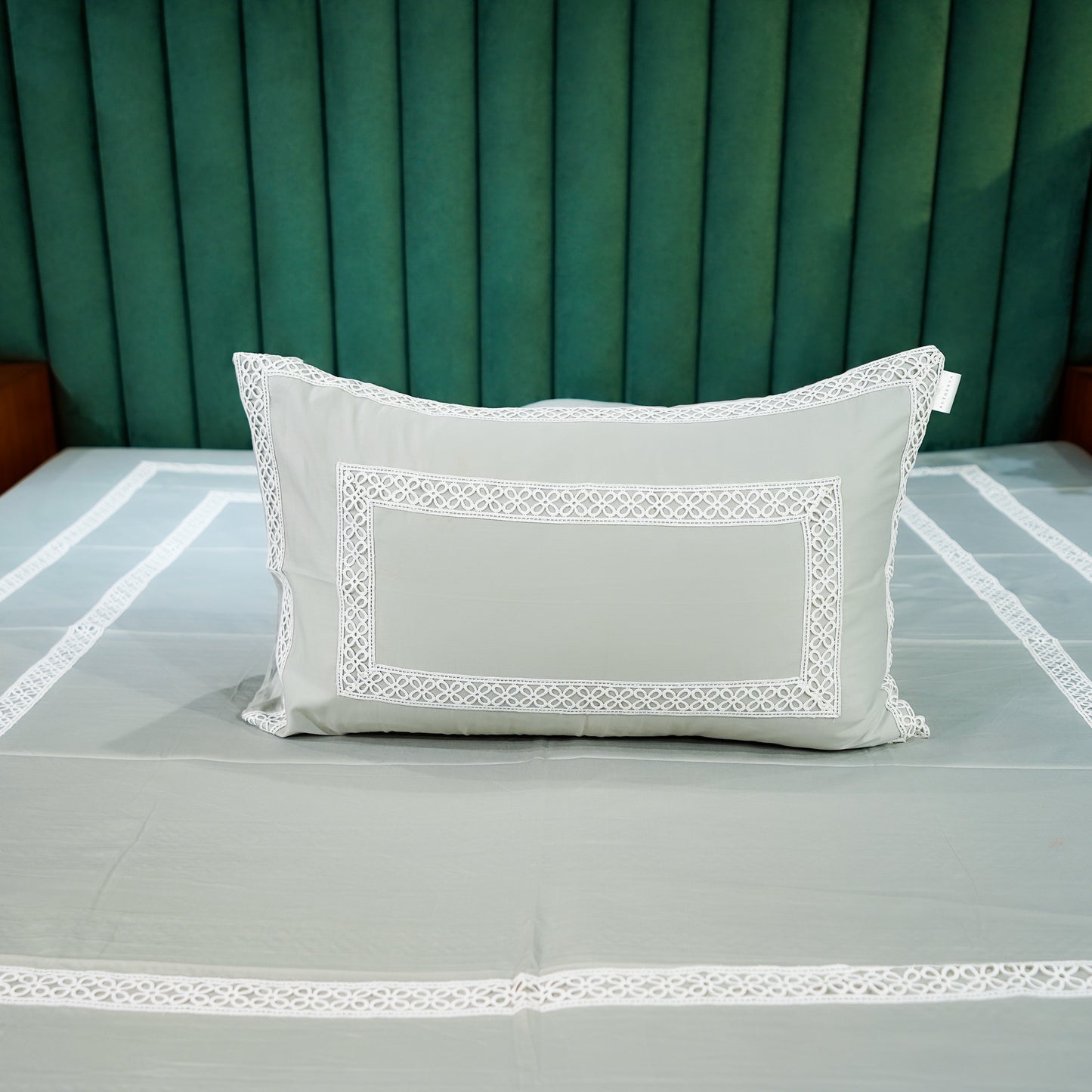 Silver Mist Cotton Bloom 300 TC|500 TC Designer Bed Sheet