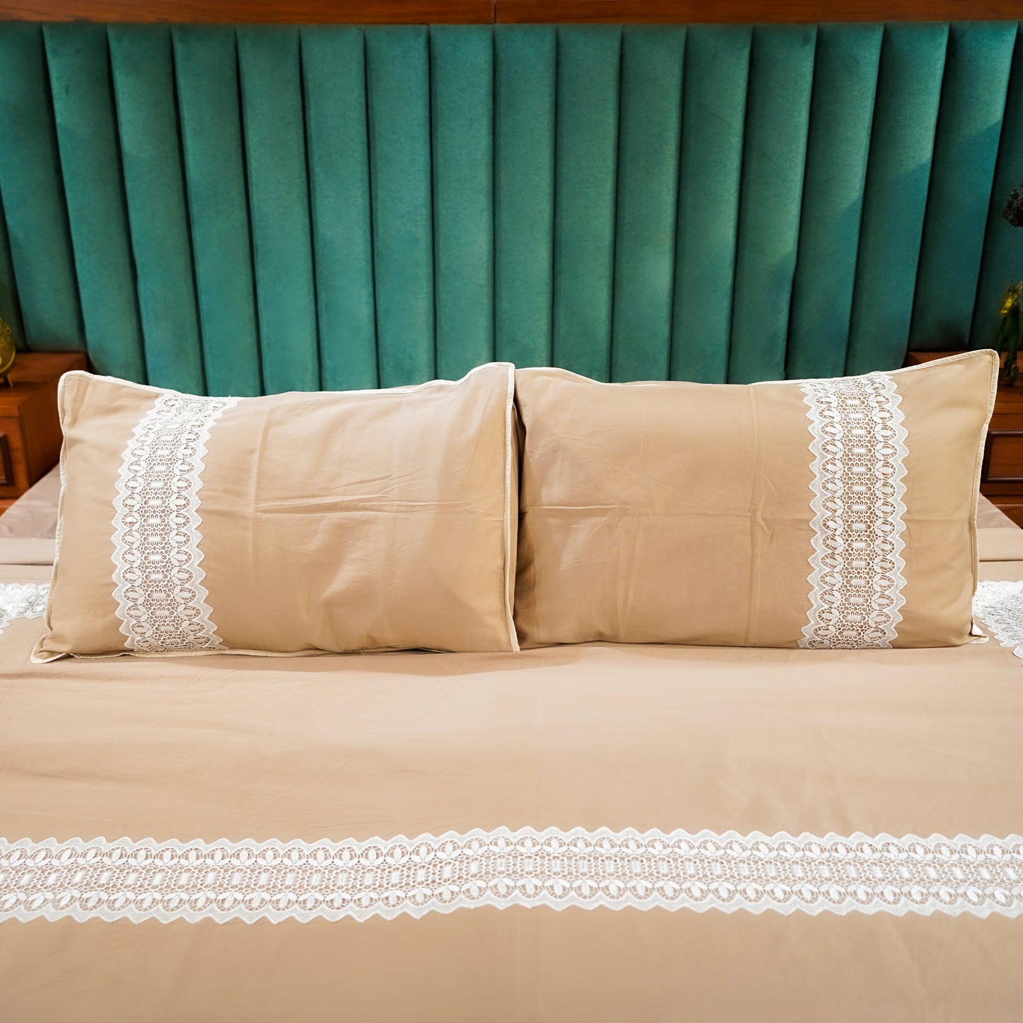 Chic Mocha 500 TC Pillow Cover