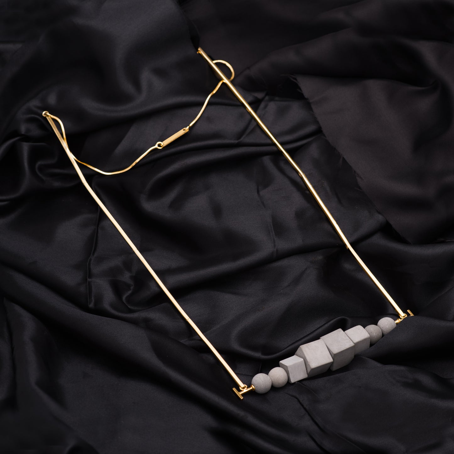 Orb Oblong Necklace – Sculpted Geometry Meets Soft Gold