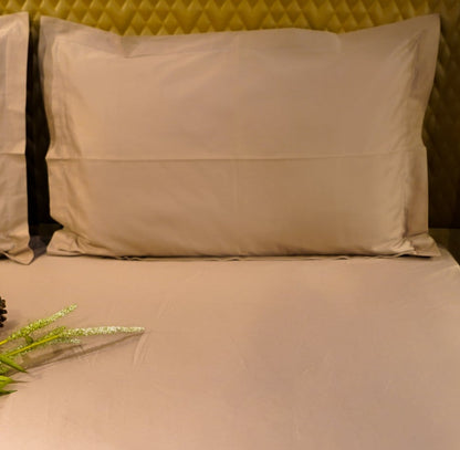 Coffee pure cotton flat bed sheet for king/queen/single bed – breathable, soft, skin-friendly & fade-resistant bedding for Indian homes.