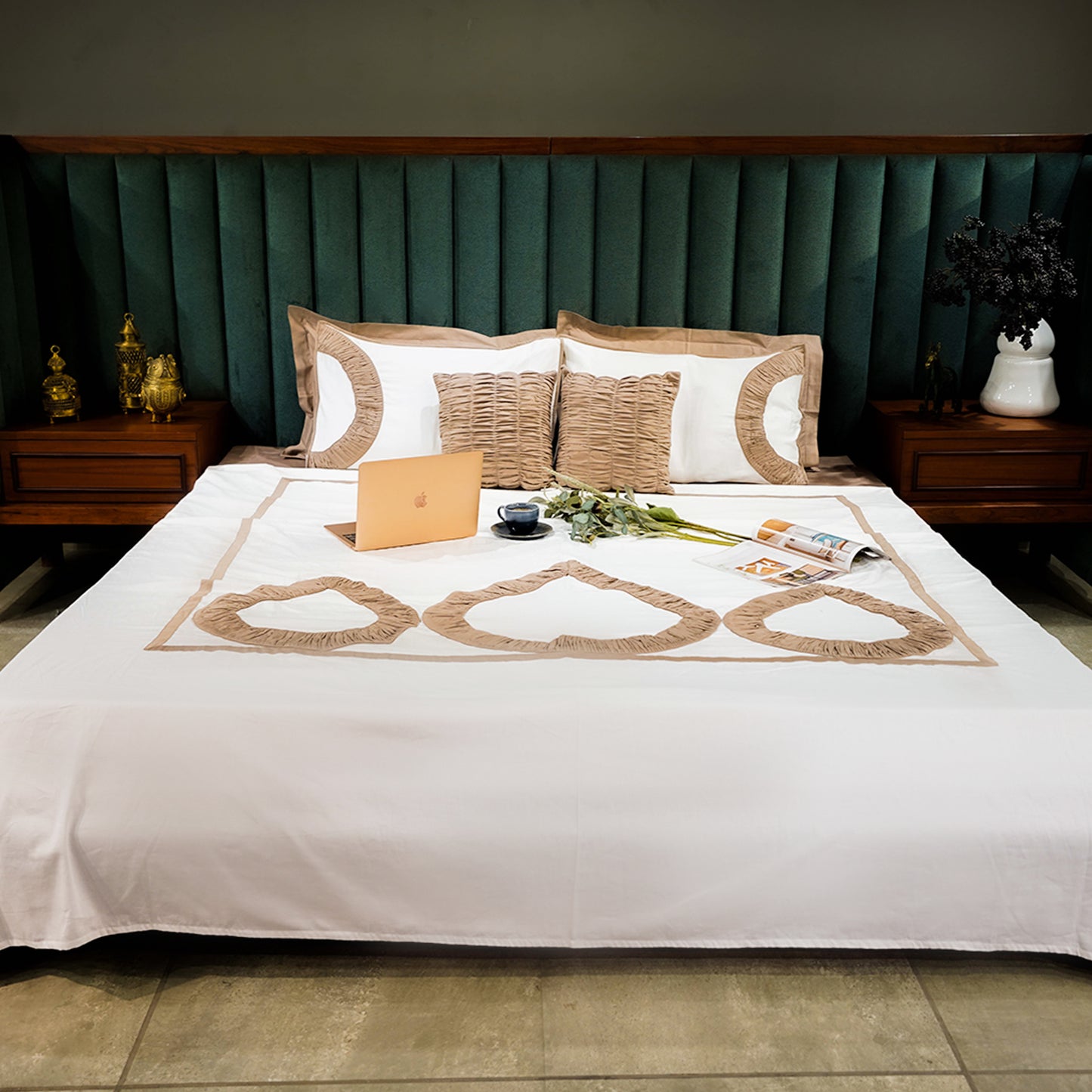 Mocha Bliss Teardrop Elegance 300 TC|400 TC|500 TC Designer Bed Sheet