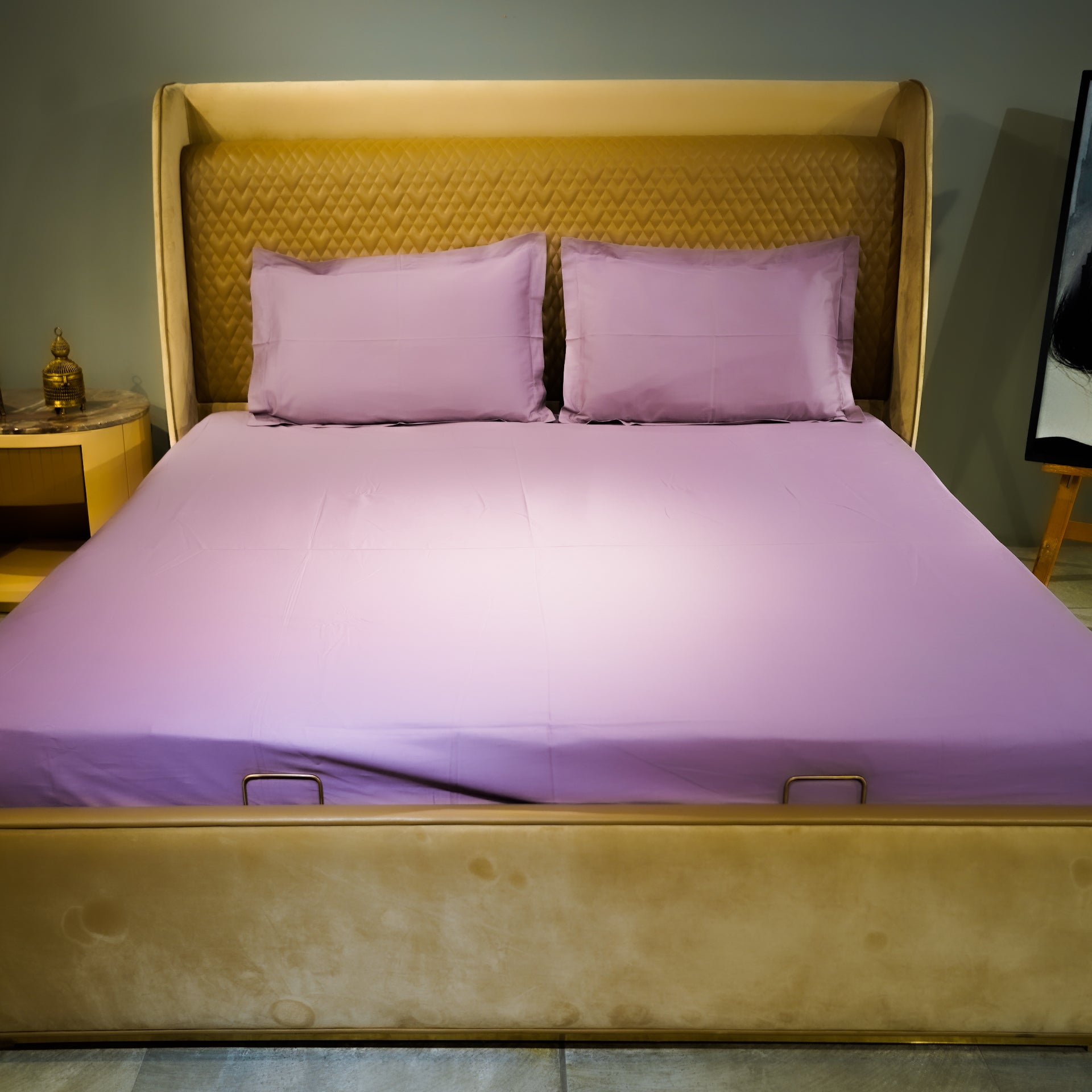 Lavender pure cotton flat bed sheet for king/queen/single bed – breathable, soft, skin-friendly & fade-resistant bedding for Indian homes.