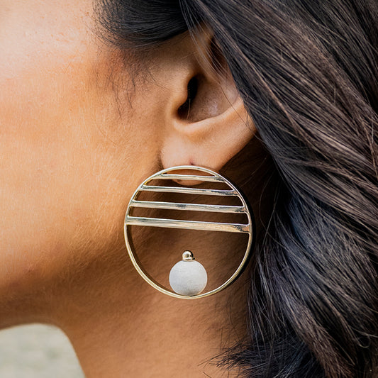 Line Weight Earrings – Minimalism in Motion