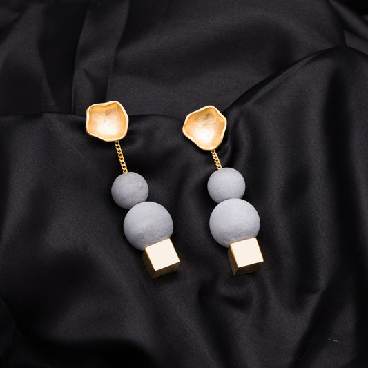 Off Beat Earrings – Where Asymmetry Finds Rhythm