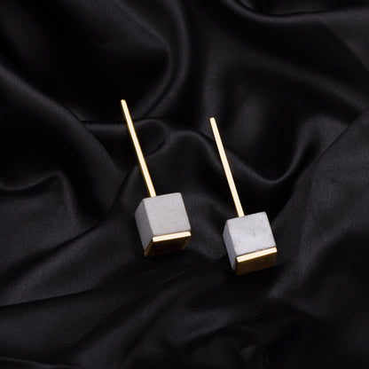 Baromasi Earrings – 12 Emotions in One Pair