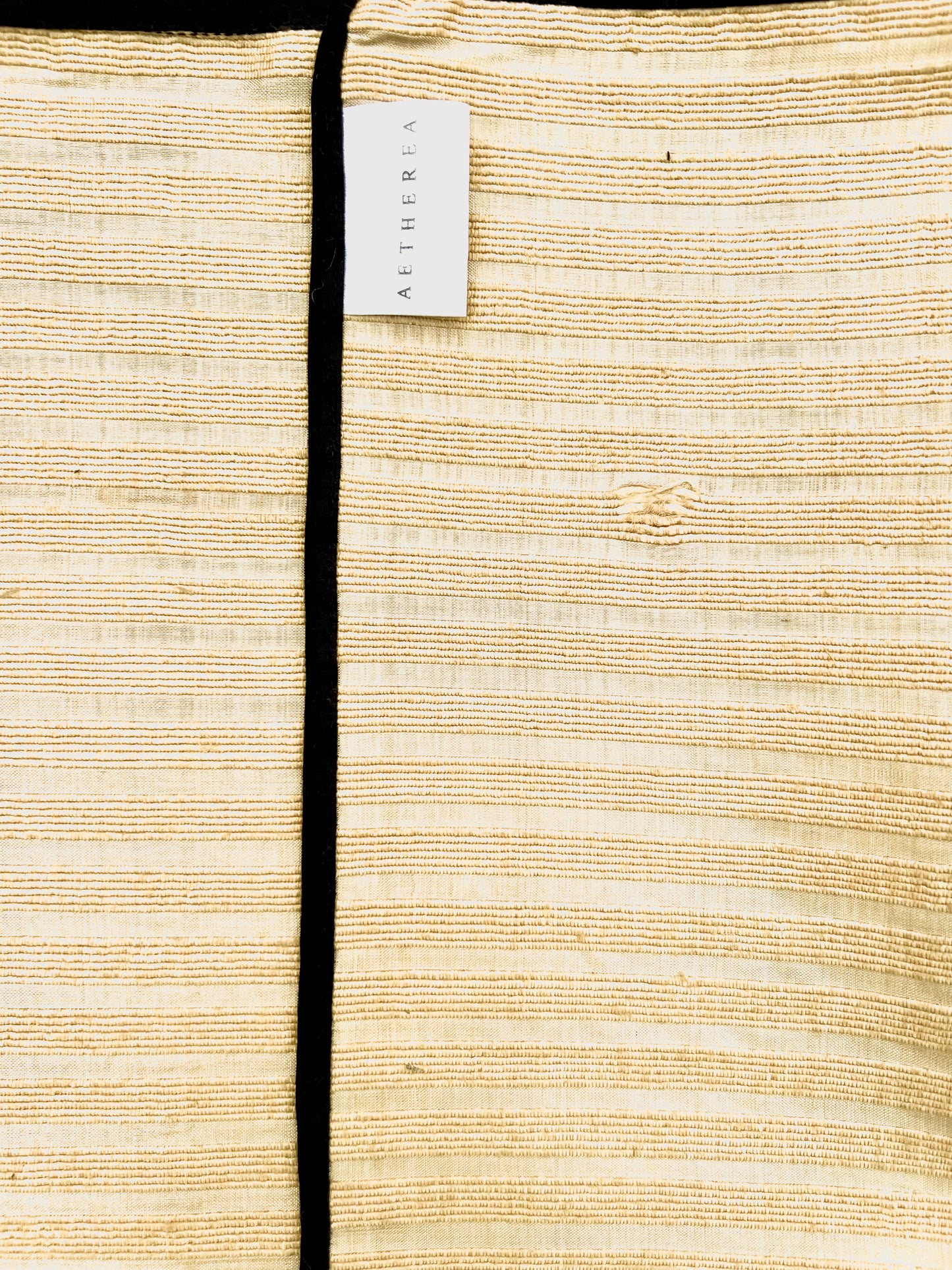 Gilded Sheen Table Mats
