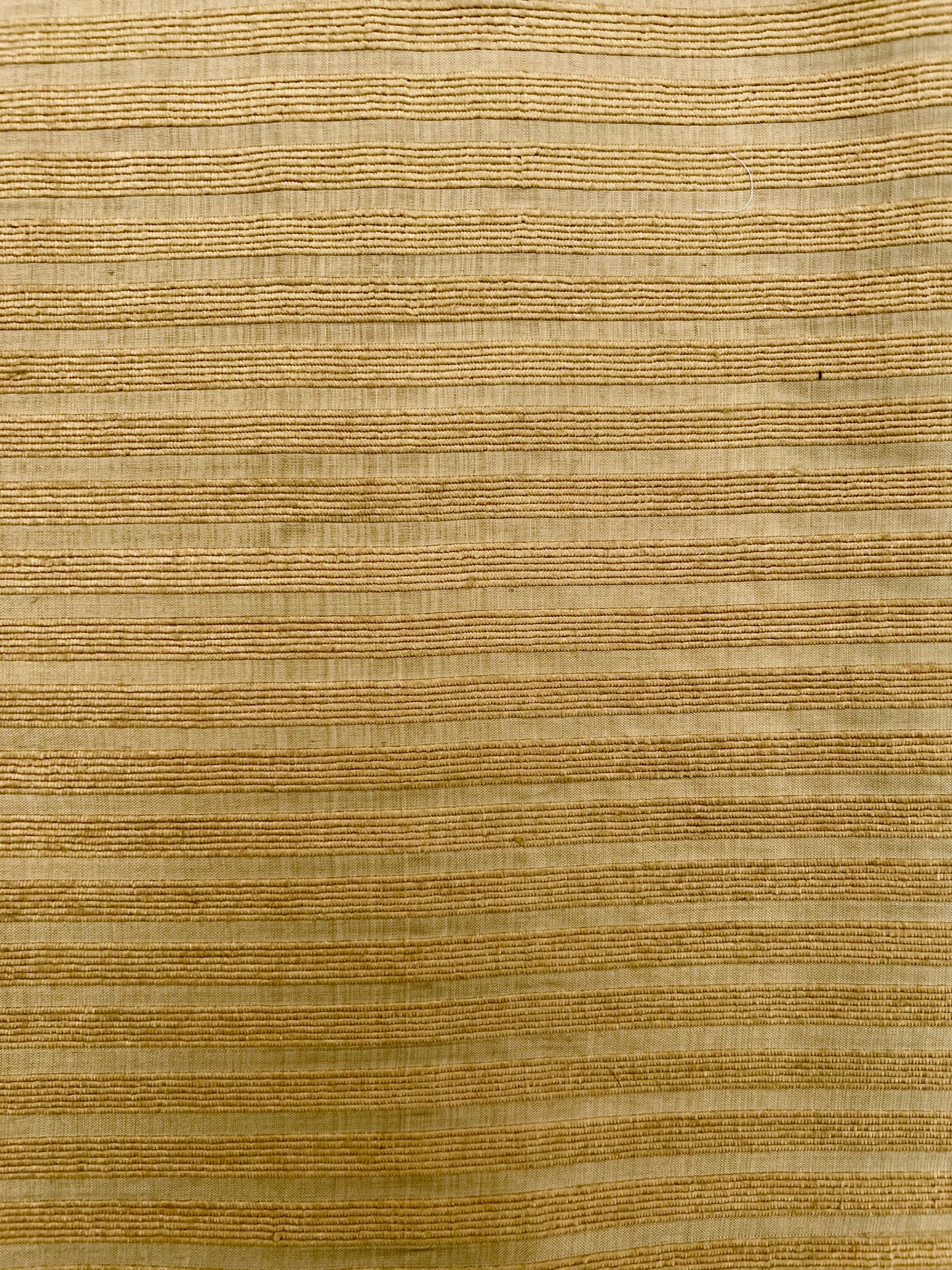 Gilded Sheen Table Mats