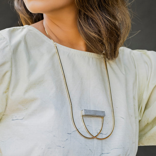 Cubic Necklace – Sculptural Geometry in Antique Gold