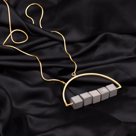 Baromassi Dual-Tone Chain Necklace – Monsoon Elegance, Sculpted