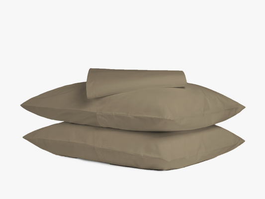 Coffee pure cotton flat bed sheet for king/queen/single bed – breathable, soft, skin-friendly & fade-resistant bedding for Indian homes.