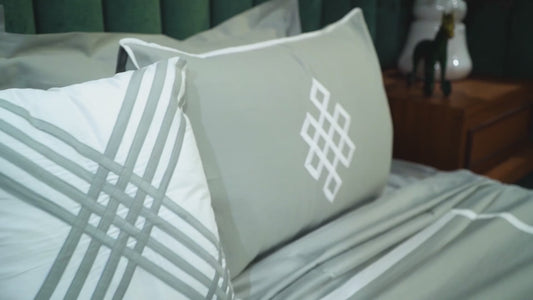 Silver Mist Abstract Fusion 300 TC|500 TC Bed Set
