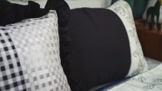 Rosebud Elegance Bed Cover