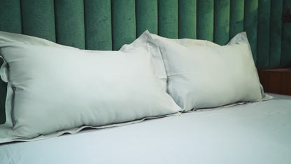 Grey pure cotton flat bed sheet for king/queen/single bed – breathable, soft, skin-friendly & fade-resistant bedding for Indian homes.